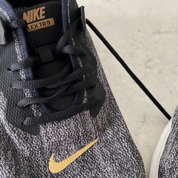 Nike Flex TR9 Size 11 - Picture 2 of 2